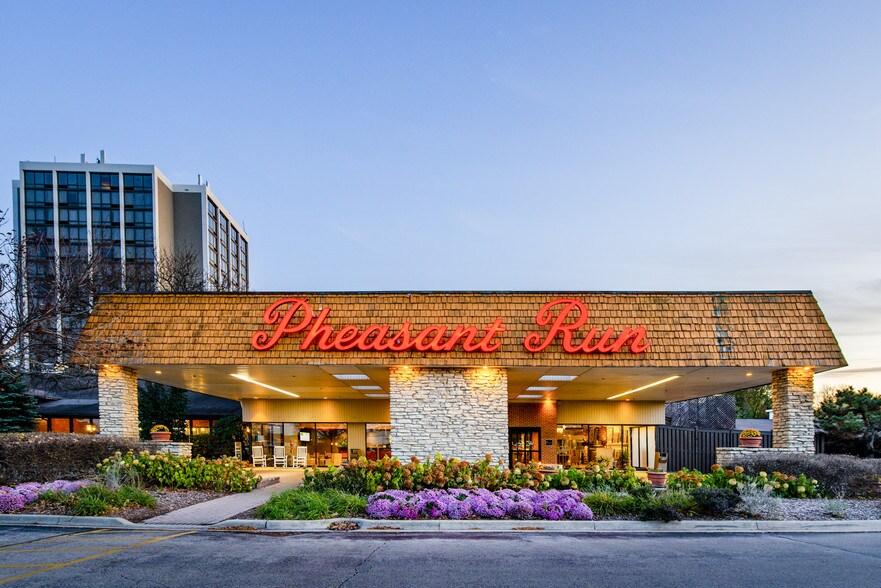 More Photos Of 4051 E Main St, St Charles Hotel For Sale