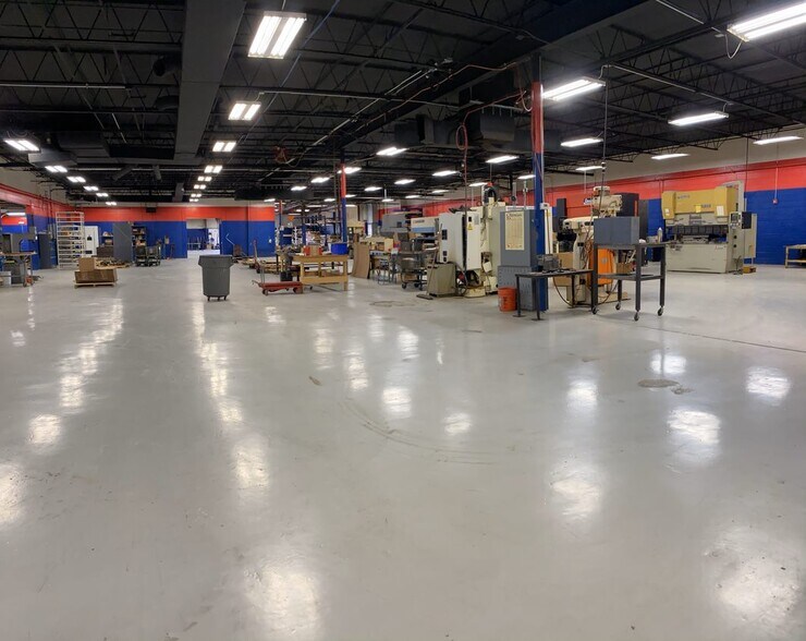 More Photos Of 1020 2nd Ave, Columbia Warehouse For Lease