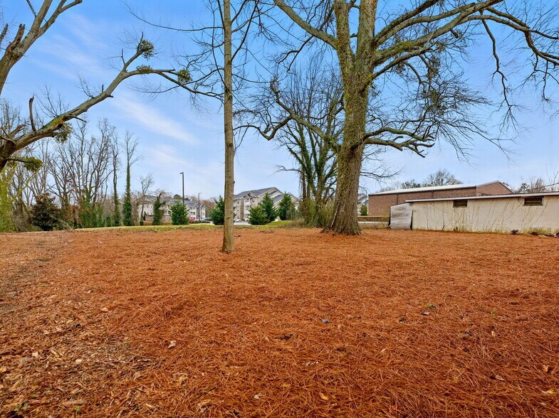 More Photos Of 3473 Atlanta Hwy, Flowery Branch Office For Sale