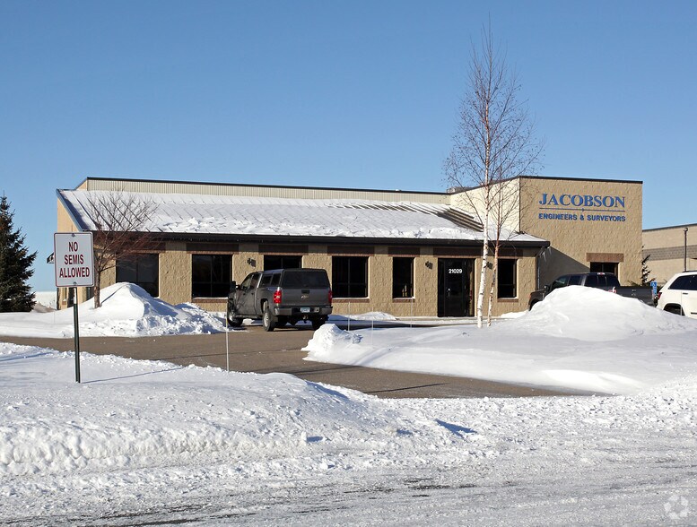 More Photos Of 21029 Heron Way, Lakeville Warehouse For Lease