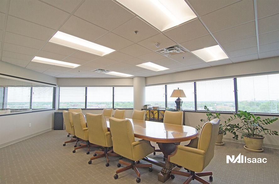 More Photos Of 771 Corporate Dr, Lexington Office For Lease