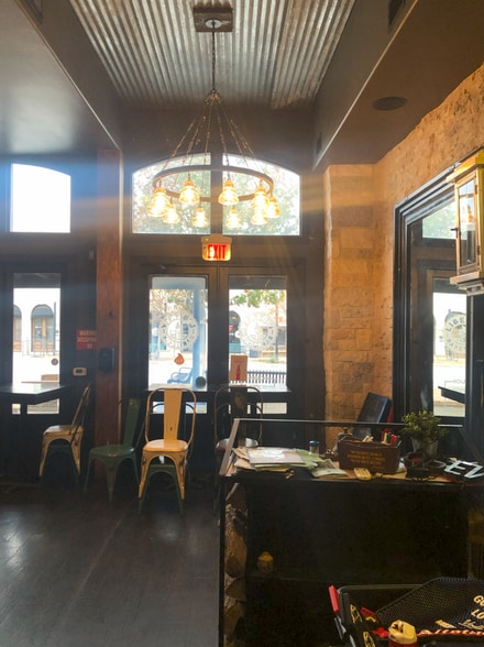 More Photos Of 103 E Main Ave, Round Rock Storefront For Lease