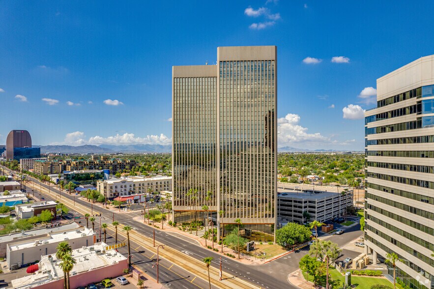 More Photos Of 2600 N Central Ave, Phoenix Office For Lease