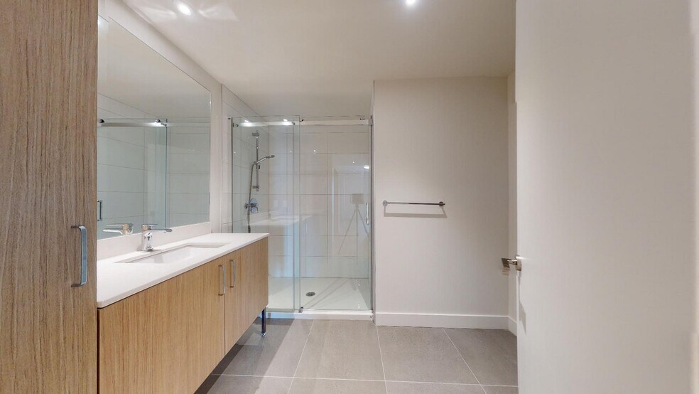 More Photos Of 8405 Pl Saint-Charles, Brossard Apartments For Lease