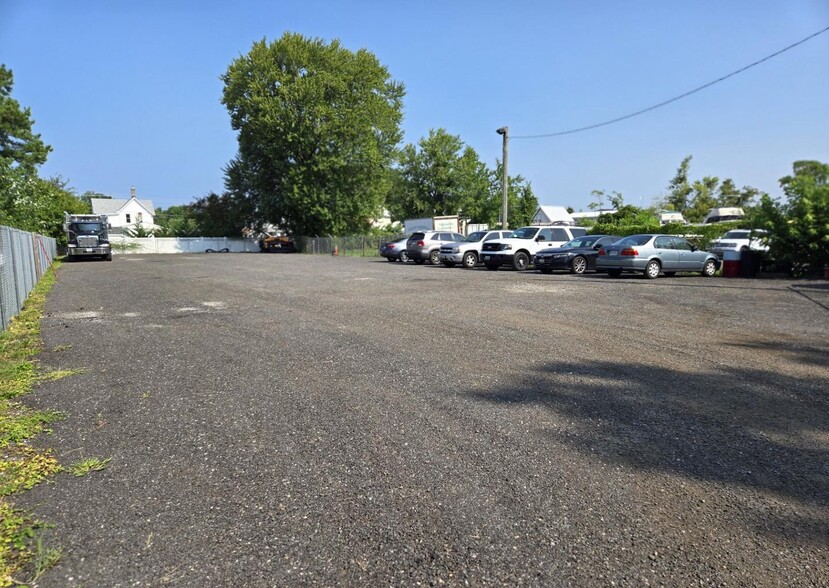 Primary Photo Of 317 State St, Stevensville Land For Lease