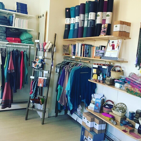 More Photos Of 17 Kellogg Ave, Amherst Storefront Retail Office For Lease