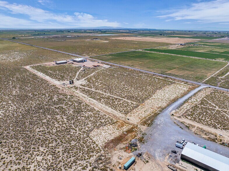 More Photos Of 2525 500 S rd, Delta Industrial For Lease