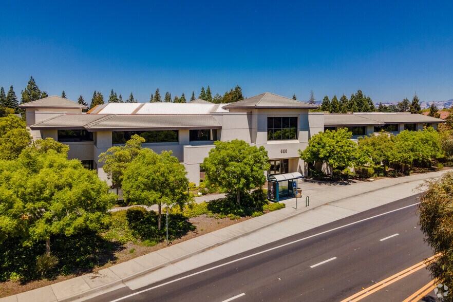 More Photos Of 555 Knowles Dr, Los Gatos Medical For Lease