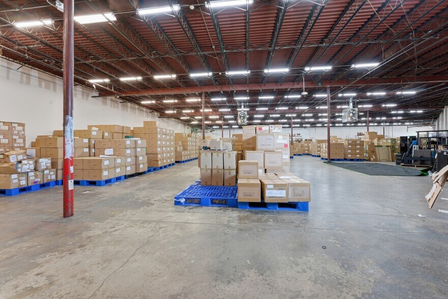 More Photos Of 333 Park St, West Springfield Manufacturing For Lease
