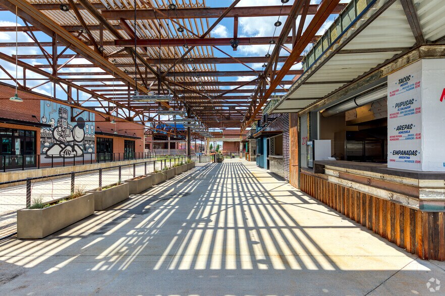 More Photos Of 1801 N Graham St, Charlotte Office For Lease