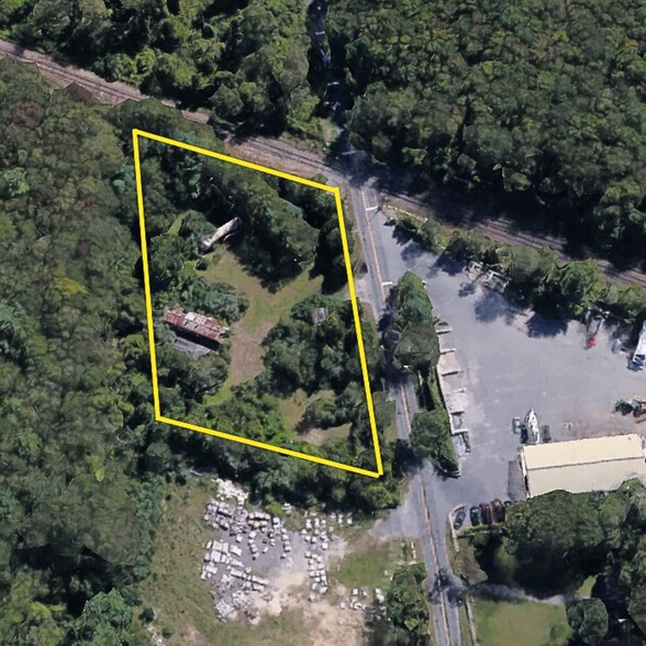 Primary Photo Of 469 Hixville Rd, Dartmouth Land For Lease