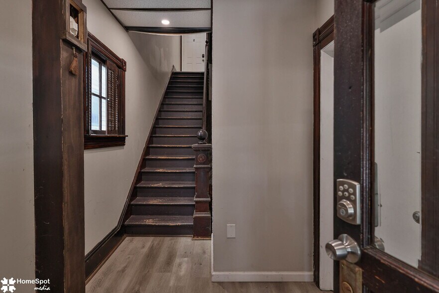 More Photos Of 1337 Washington St, Easton Multifamily For Sale