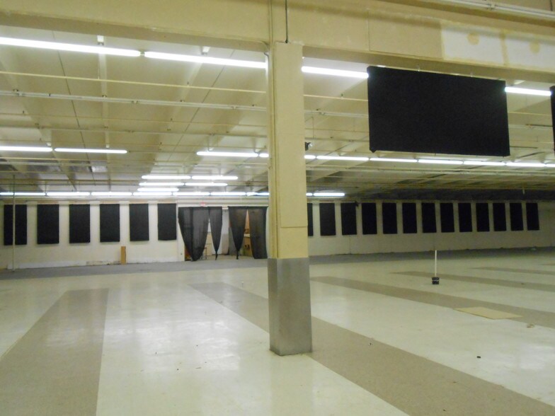 More Photos Of 1000 W US Highway 77, San Benito Unknown For Lease