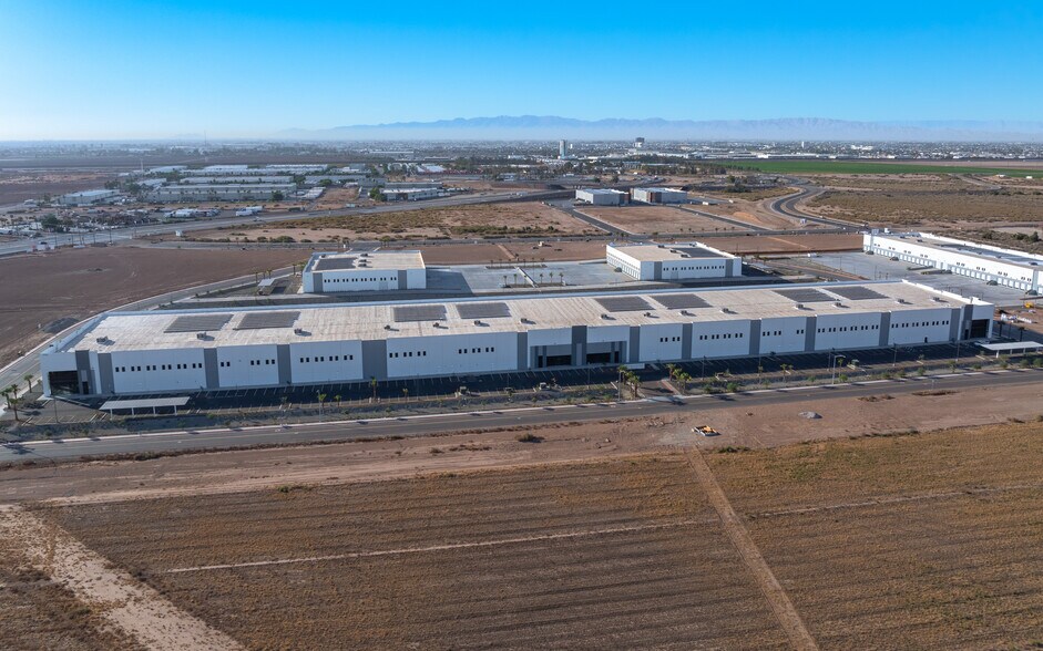 More Photos Of 1749 Gateway Rd, Calexico Unknown For Lease