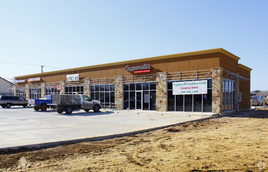 More Photos Of 1502 W Oaklawn Dr, Pleasanton Unknown For Lease