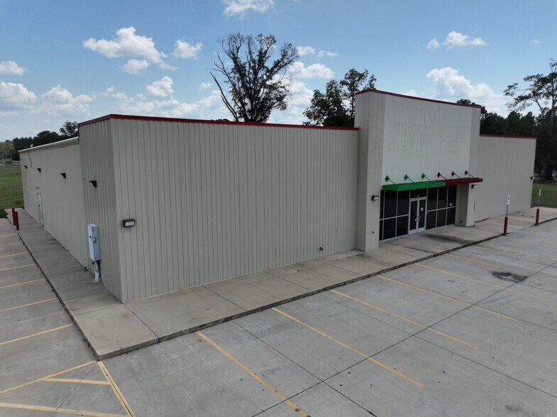 More Photos Of 5956 Main St, Pennington Freestanding For Sale