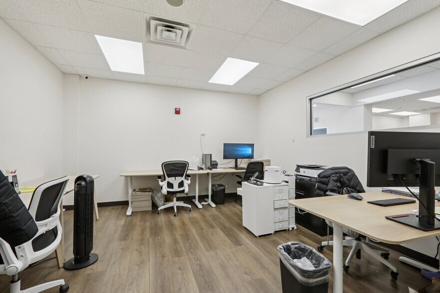 More Photos Of 7-9 Ridgefield, Ridgefield Park Flex For Lease