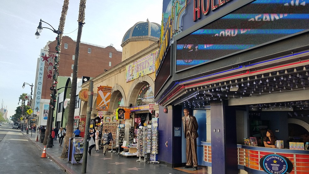 More Photos Of 6756-6762 Hollywood Blvd, Hollywood Unknown For Lease