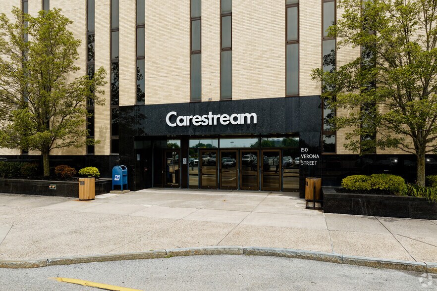 More Photos Of 150 Verona St, Rochester Office For Sale