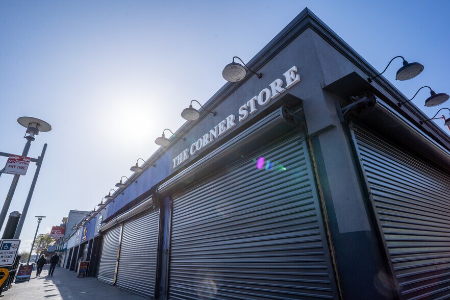 More Photos Of 269-295 Jefferson St, San Francisco Storefront For Lease