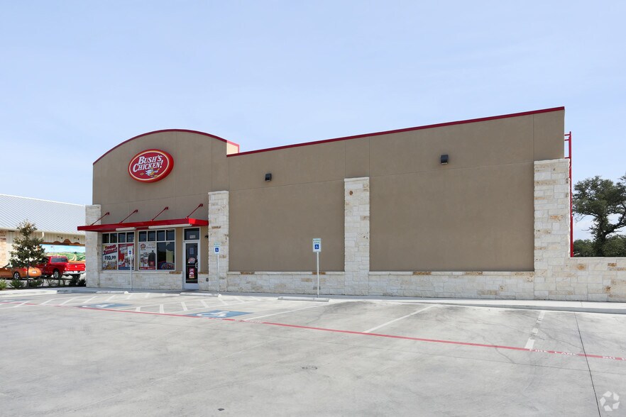 More Photos Of 1550 River Rd, Boerne Fast Food For Sale