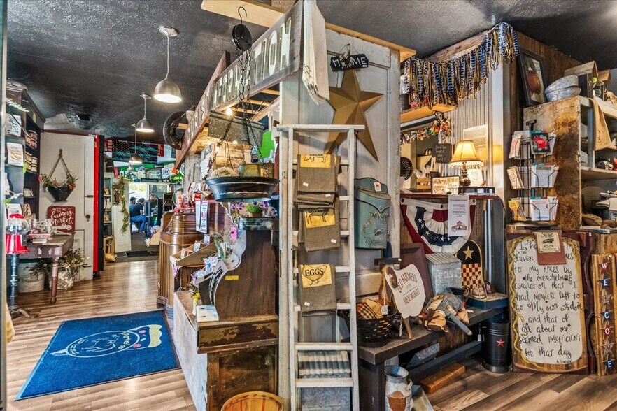 More Photos Of 852 Southern Hwy, Mineral Wells Industrial For Sale