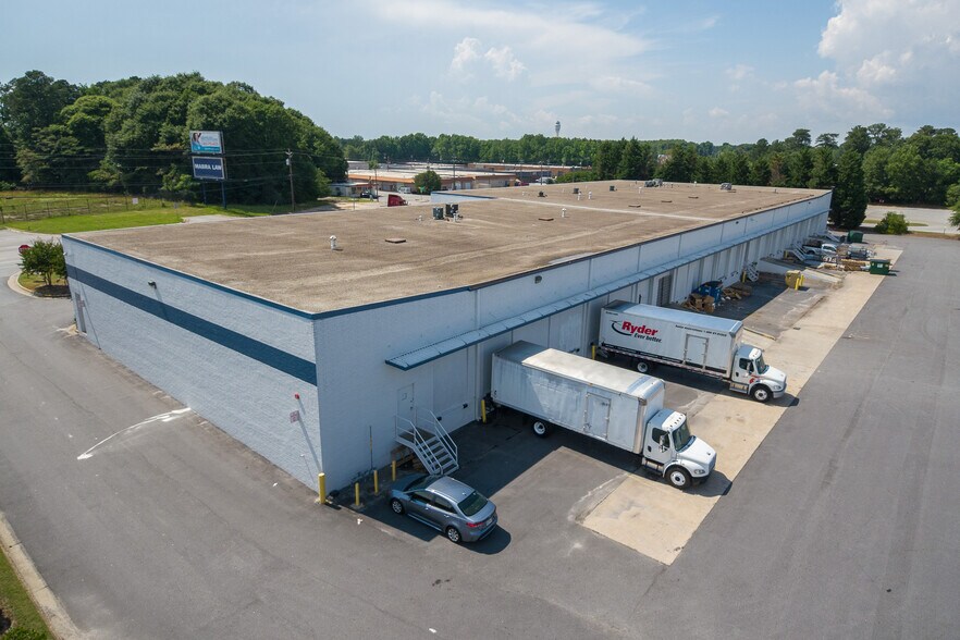 More Photos Of 4820 Clark Howell Hwy, College Park Industrial For Sale