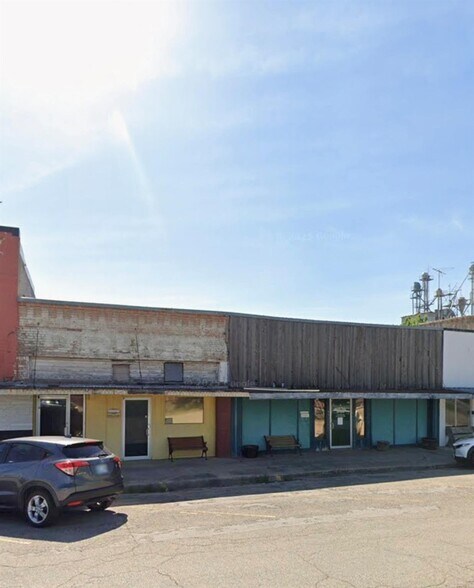 Primary Photo Of 103/105 S Main St, West General Retail For Sale