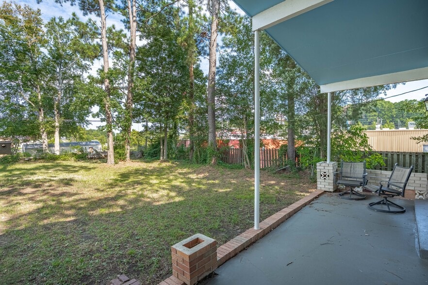 More Photos Of 128 Latonea Dr, Columbia Office Residential For Sale