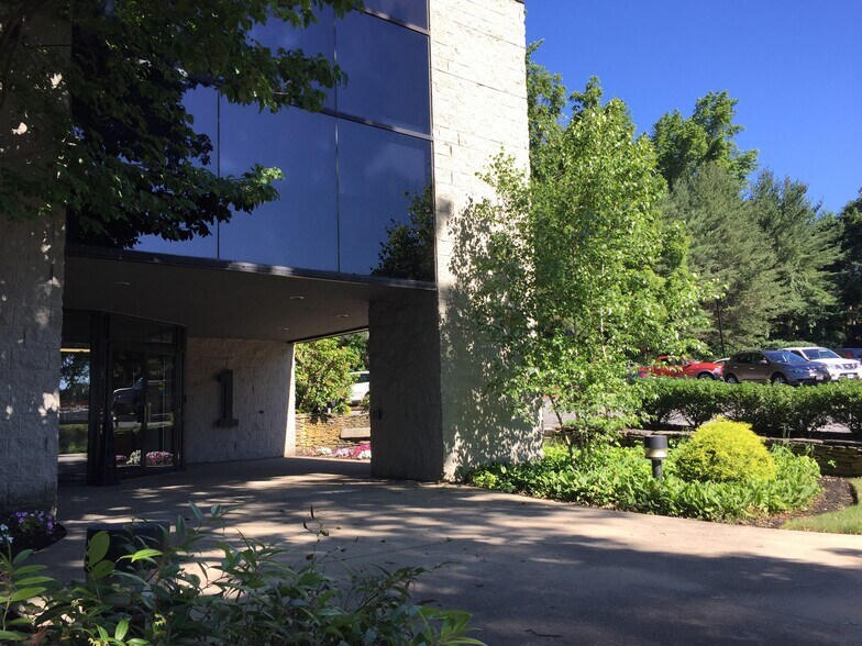 More Photos Of 1 Branch St, Methuen Medical For Sale