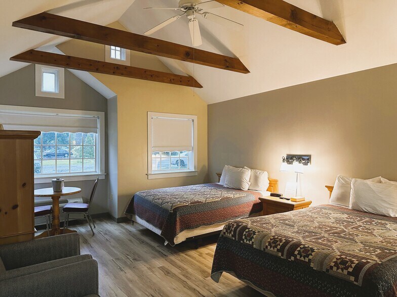 More Photos Of 2439 Old Philadelphia Pike, Lancaster Hotel For Sale