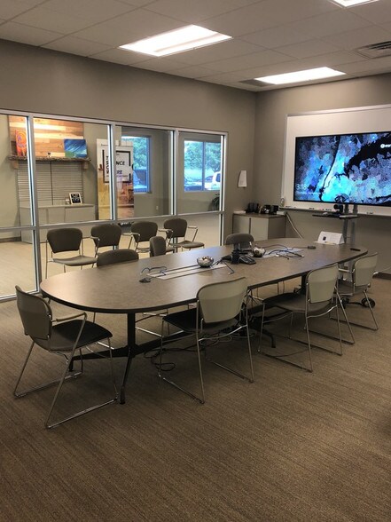 More Photos Of 3060 Little Hills Expy, Saint Charles Office For Lease