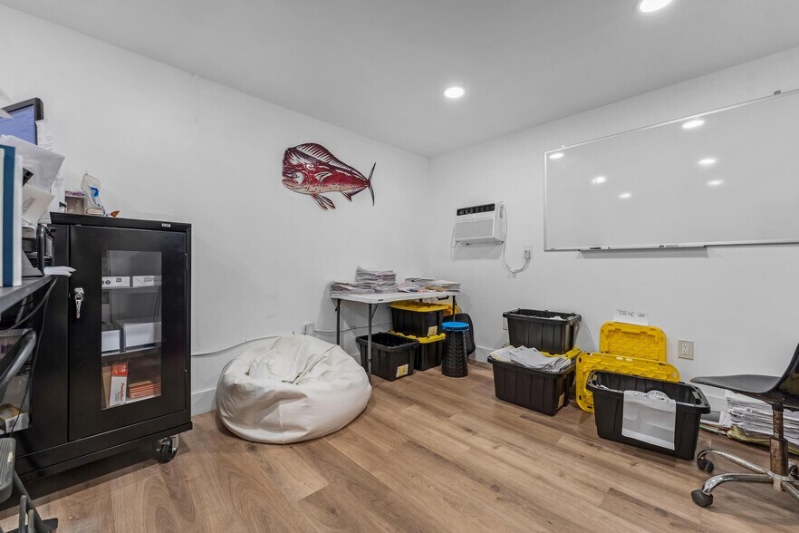 More Photos Of 2201-2227 SW 57th Ave, West Park Warehouse For Sale