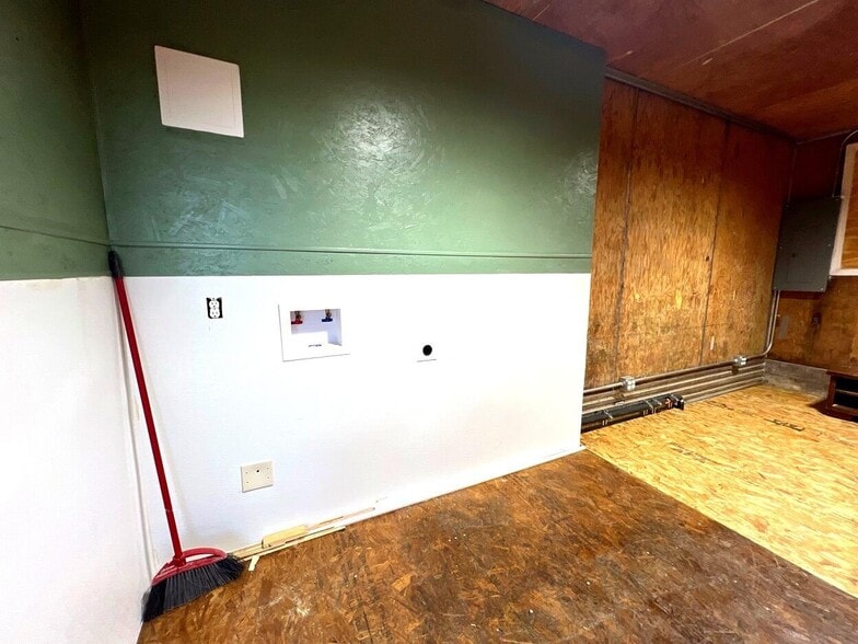 More Photos Of 6813 Texas 114, Lubbock Trailer Camper Park For Sale