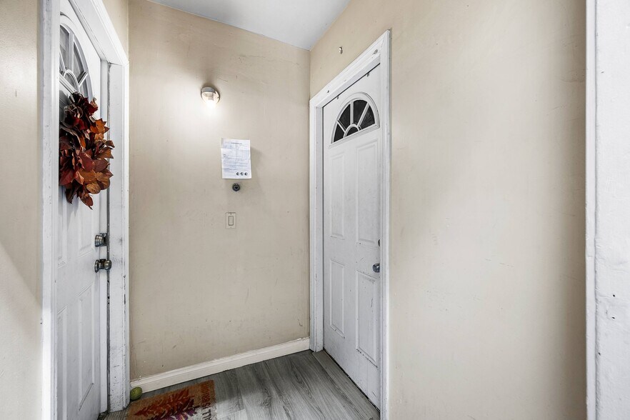 More Photos Of 2709 W Avenue 34, Los Angeles Storefront Retail Residential For Sale