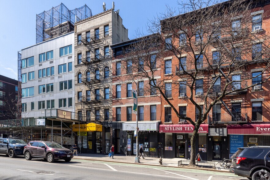 More Photos Of 659 Tenth Ave, New York Apartments For Lease