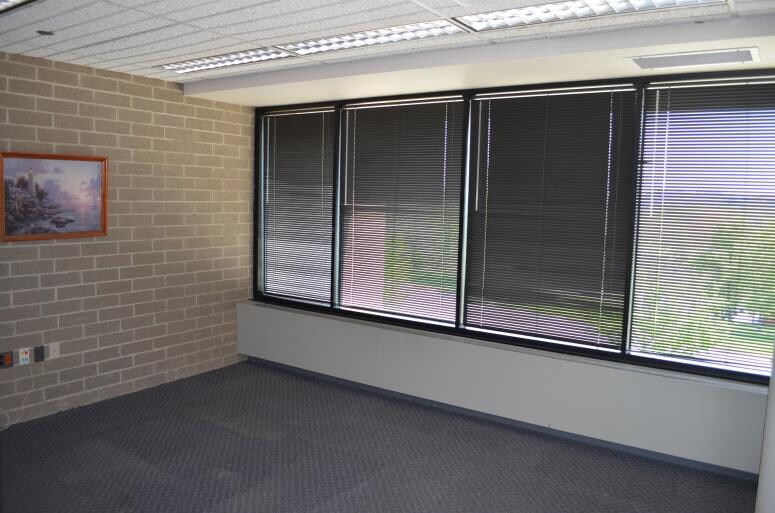 More Photos Of 252 Park West Dr, Pittsburgh Manufacturing For Lease