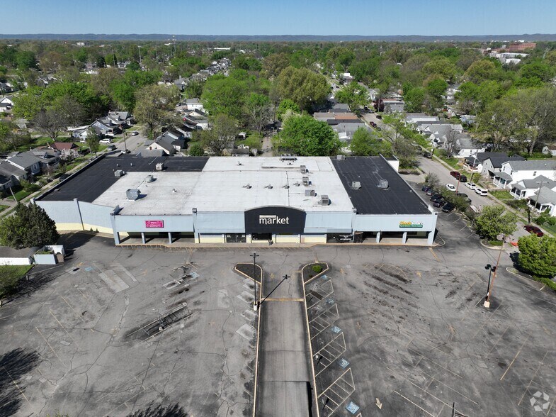 More Photos Of 3430 Taylor Blvd, Louisville Freestanding For Lease