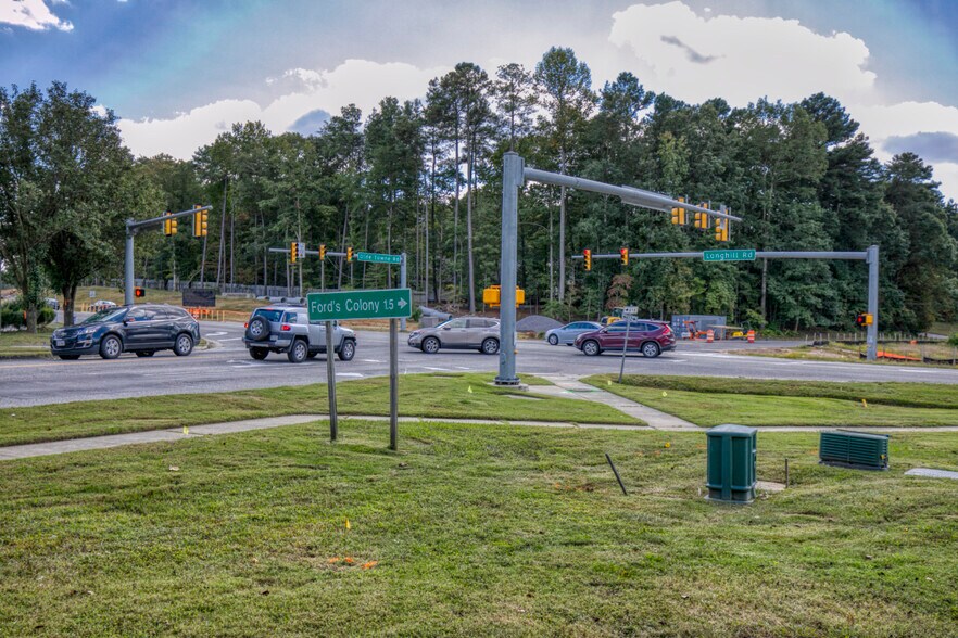 More Photos Of 5242 Olde Towne Rd, Williamsburg General Retail For Lease