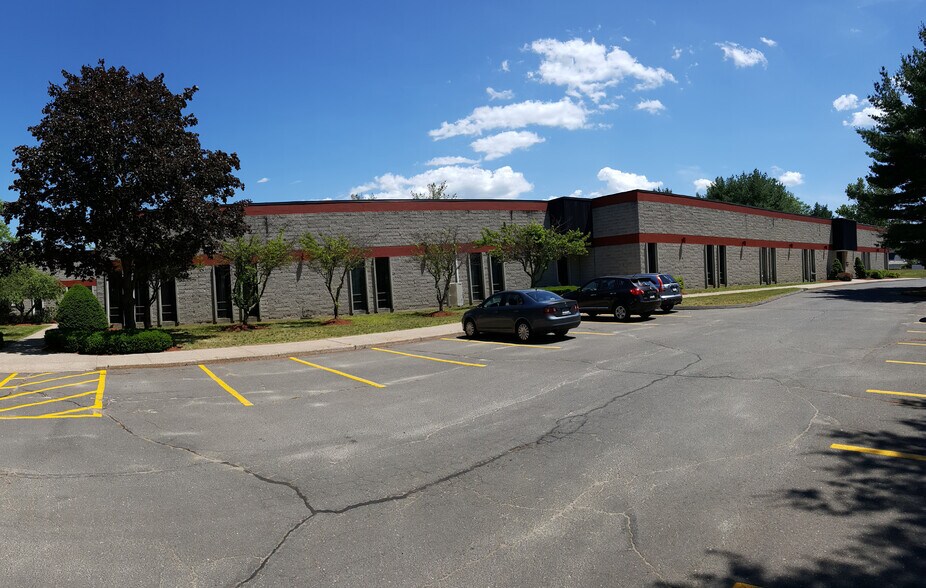 More Photos Of 51 Belamose Ave, Rocky Hill Flex For Lease