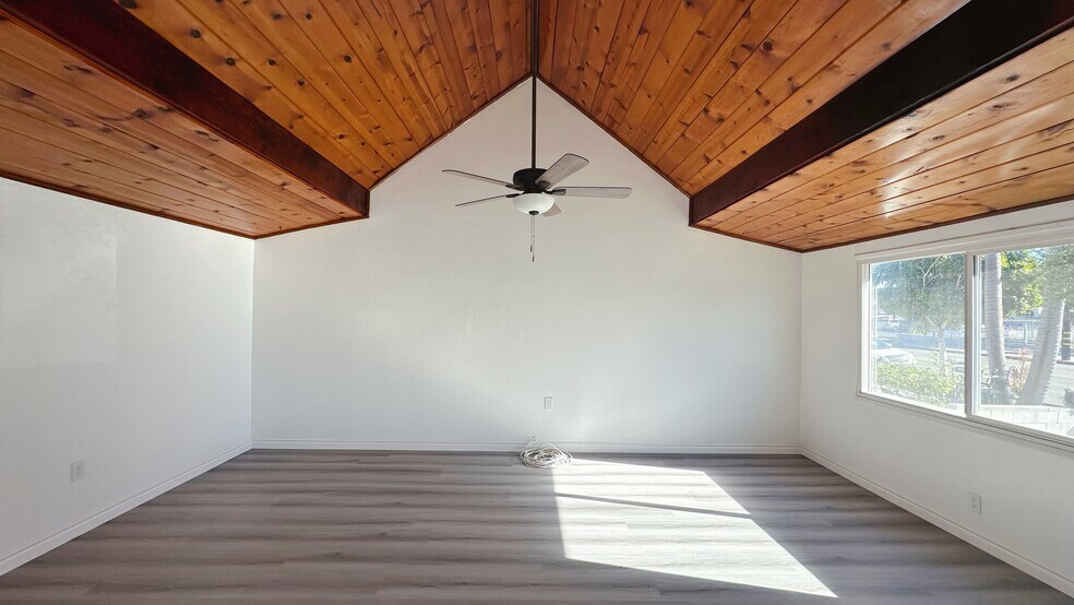 More Photos Of 3759 W 182nd St, Torrance Multifamily For Sale