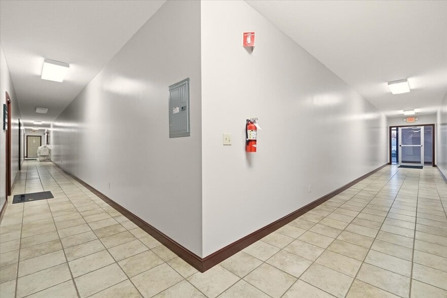 More Photos Of 1684 Venture Dr, Mount Vernon Office For Sale