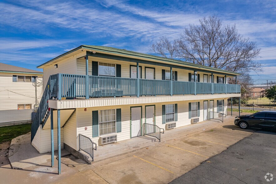 Primary Photo Of 1820 E Texas St, Bossier City Apartments For Sale