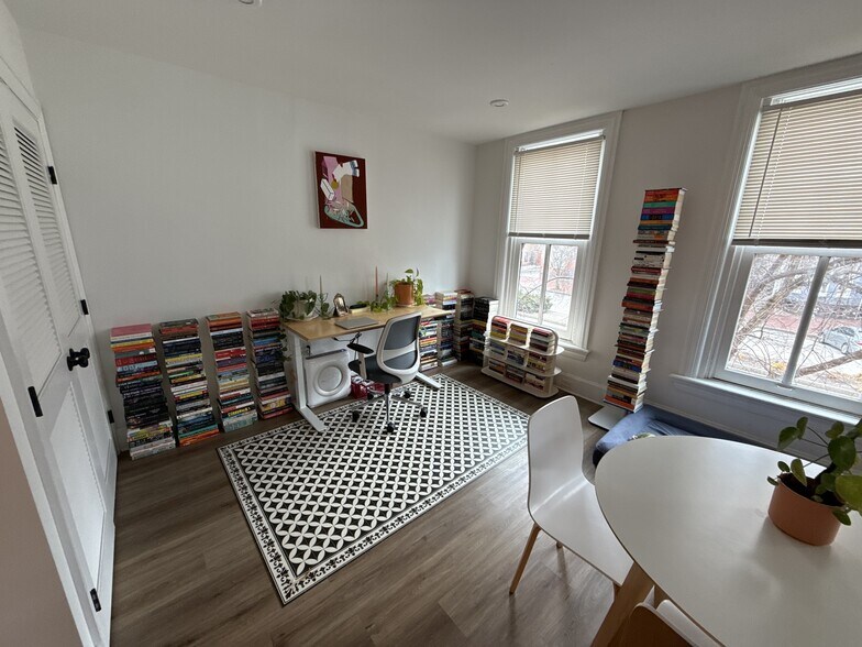 More Photos Of 122 State St, Harrisburg Apartments For Sale