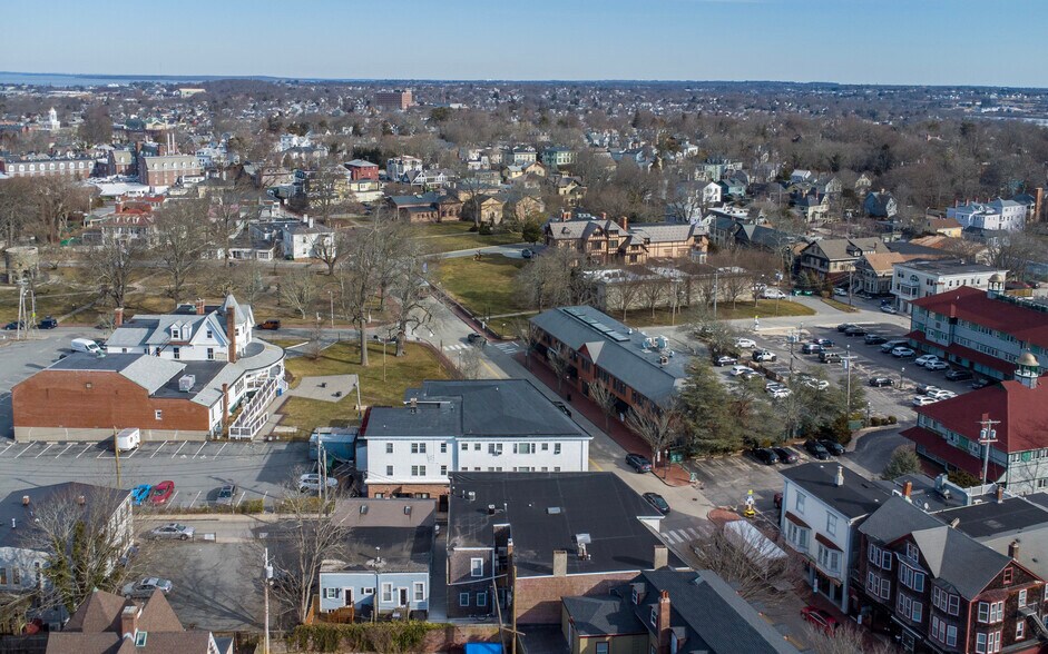 More Photos Of 103 Bellevue Ave, Newport Restaurant For Sale