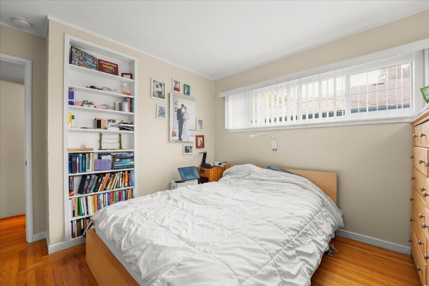 More Photos Of 2735 Byron St, Palo Alto Multifamily For Sale