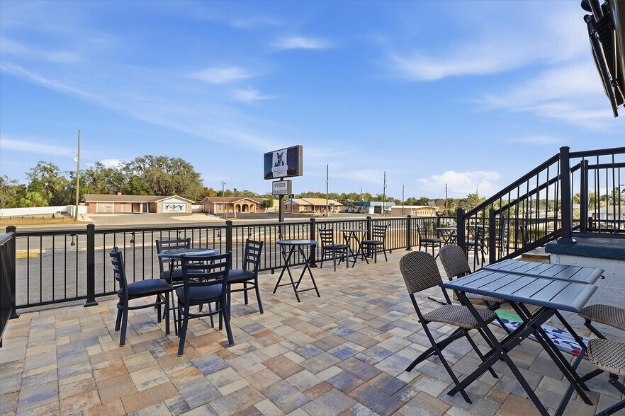 More Photos Of 859 S US Highway 41, Inverness Restaurant For Sale