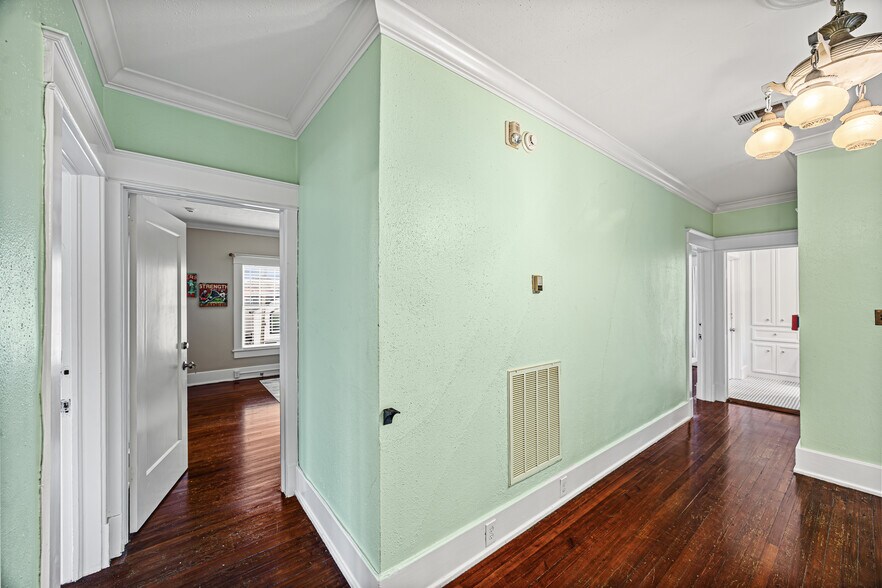More Photos Of 1723 25th St, Galveston Hospitality For Sale