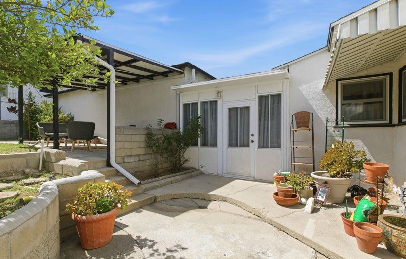 More Photos Of 3204 Palmer Dr, Los Angeles Apartments For Sale