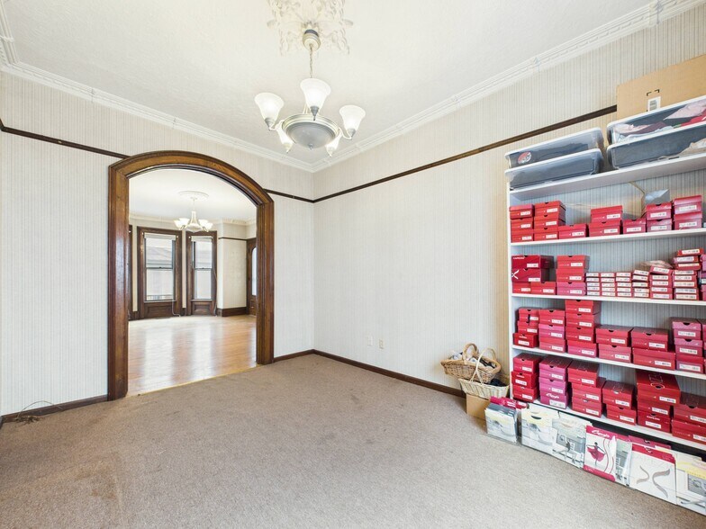 More Photos Of 40 E Genesee St, Auburn Storefront Retail Residential For Sale